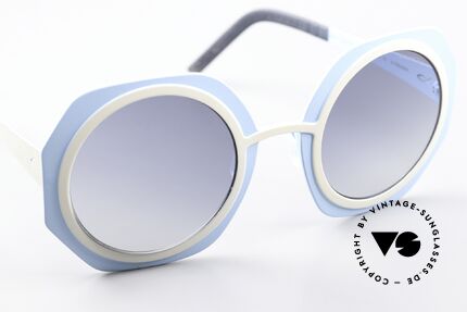 Blackfin Coral Cove Titanium Brille Aus Italien, ungetragenes Exemplar aus dem Jahre 2019; Vertu, Passend für Damen