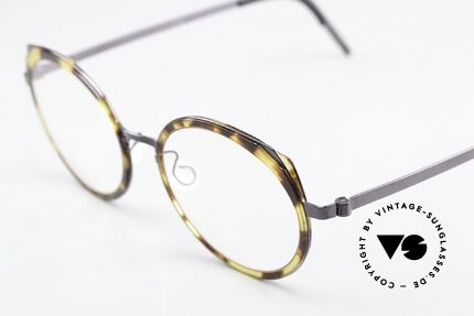 Lindberg 9747 Strip Titanium Ladies Round Cateye Design, trägt für uns das Prädikat "TRUE VINTAGE LINDBERG", Passend für Damen