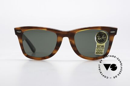 Ray Ban Wayfarer I Original USA Sonnenbrille, u.a. getragen von Don Johnson in "Miami Vice", Passend für Herren und Damen Ray Ban Wayfarer I Original USA Sonnenbrille, u.a. getragen von Don Johnson in "Miami Vice", Passend für Herren und Damen