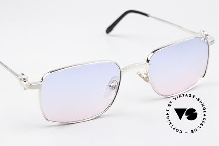 Cartier Temper 90er Brille Platin Gebürstet, neue Sonnengläser mit Verlauf von baby-blau zu pink, Passend für Herren