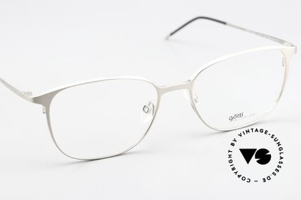 Götti Leos Super Bequeme Titanbrille, ungetragenes Designerstück von 2016, mit Hartetui, Passend für Damen