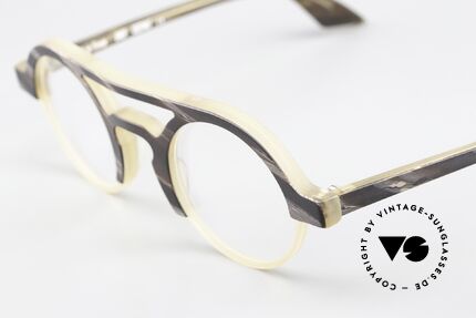 Pierre Eyewear Omer Interessantes Rahmenmuster, ein Designerstück für Damen und Herren zugleich, Passend für Herren und Damen