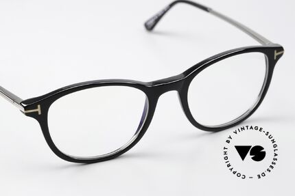 Tom Ford TF5553 Damenbrille Federscharnier, mit flexiblen Federscharnieren für Top-Tragekomfort, Passend für Damen