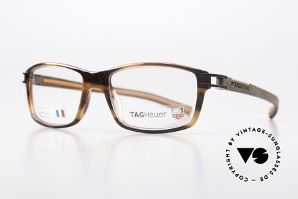 Tag Heuer 7601 Track Sportliches Farbkonzept, markante Herrenbrille aus Elastomer Kunststoff, Passend für Herren