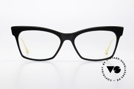 DITA Nemora Eckiges Cateye-Design Brille, eine grandiose Kombination von Titanium und Azetat, Passend für Damen