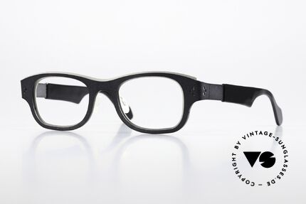 Theo Belgium Vingt Deux Zweifarbige Designerbrille Details