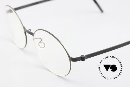 Lindberg 9580 Strip Titanium Designerbrille Mattschwarz, trägt für uns das Prädikat "TRUE VINTAGE LINDBERG", Passend für Herren und Damen