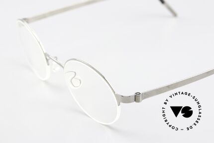 Lindberg 7413 Strip Titanium Runde Nylorbrille Silber, trägt für uns das Prädikat "TRUE VINTAGE LINDBERG", Passend für Herren und Damen