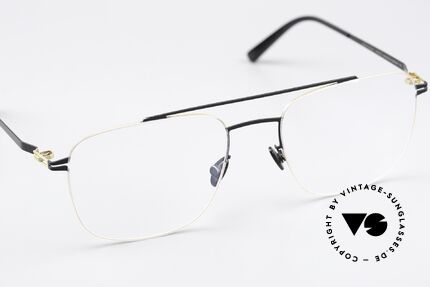 Mykita Yuuto Eckige Fassung Schwarz Gold, ungetragenes Modell mit originalem Etui von Mykita, Passend für Herren