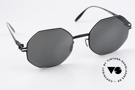Mykita Ursula Design by Bernhard Willhelm, ungetragenes Modell von 2015; mit Etui von MYKITA, Passend für Damen