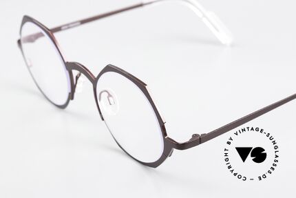 Theo Belgium Wave Damen Designerbrille Titan, Größe 47-24; in Color 63 'Bluesy Red' (weinrot), Passend für Damen