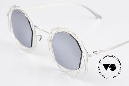 Mykita Nita Spektakuläre Designerbrille, grandioser Farbcode 051: Shiny Silver / Silver Flash, Passend für Damen