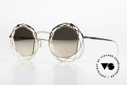 Mykita Nita Spektakuläres Brillendesign, spektakuläre Damen-Sonnenbrille; gold verspiegelt, Passend für Damen