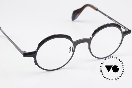 Theo Belgium Brilliant Runde Designerbrille Unisex, ungetragen (wie alle unsere vintage Theo Brillen), Passend für Herren und Damen