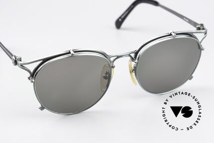 Jean Paul Gaultier 56-2171 Tannengrün Metallic 90er, ungetragen; wie alle unsere vintage JPG Sonnenbrillen, Passend für Herren und Damen