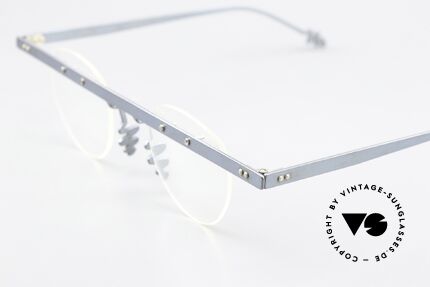 Theo Belgium Tita I 5 90er Fassung Titan XL Size, die Gläser sind mit Schrauben am Titan-Rahmen fixiert, Passend für Herren und Damen Theo Belgium Tita I 5 90er Fassung Titan XL Size, die Gläser sind mit Schrauben am Titan-Rahmen fixiert, Passend für Herren und Damen