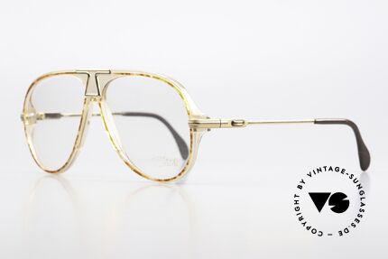 Cazal 622 Designer Brille Von 1984, braun-transparente Rahmenfront mit goldenen Bügeln, Passend für Herren