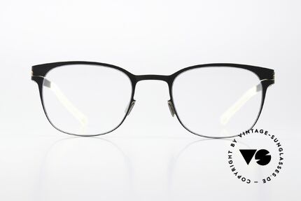 Mykita Agnes Farbcode Black Gold Edges, eine Frauenbrille der NO1 Collection (2018 gefertigt), Passend für Damen