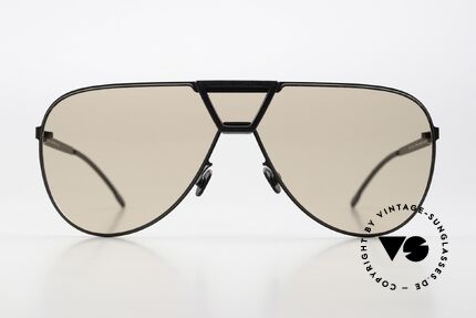 Mykita Mylon Pepper XLarge Panorama Sonnenbrille, Farbcode 243: Black / Pitch Black Nude Shield, Passend für Herren und Damen
