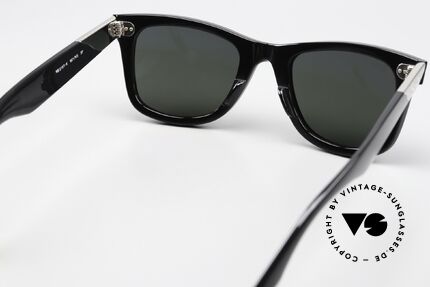 Ray Ban Wayfarer I Ultra Limited Edition 18k Gold, ungetragene Rarität mit original RB Verpackung, Passend für Herren und Damen Ray Ban Wayfarer I Ultra Limited Edition 18k Gold, ungetragene Rarität mit original RB Verpackung, Passend für Herren und Damen