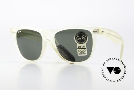 Ray Ban Wayfarer II Smoke Crystal Limited USA, Wayfarer II USA: der Sonnenbrillenklassiker von B&L, Passend für Herren und Damen