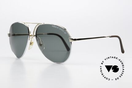 Porsche 5657 90er Brille Mit Wechselfront, 1x gold mit Demos, 1x bicolor mit Sonnengläsern, Passend für Herren und Damen
