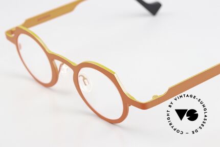 Theo Belgium Asia Titanium Brille Neon Orange, Avantgarde-Brille für Damen & Herren zugleich, Passend für Herren und Damen