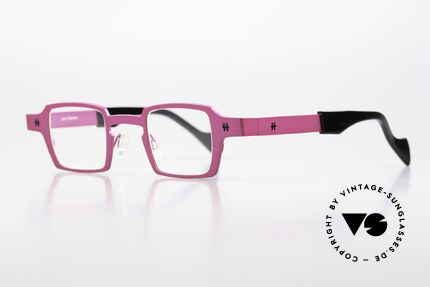 Theo Belgium Sixteen Titaniumbrille Pink Metallic, aufgrund der Farbe eher eine Brille für Damen, Passend für Damen