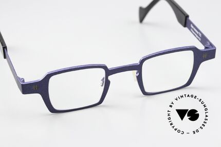 Theo Belgium Sixteen Titaniumbrille Blau Metallic, ungetragenes Modell der Theo 'TEENS' Familie, Passend für Herren und Damen