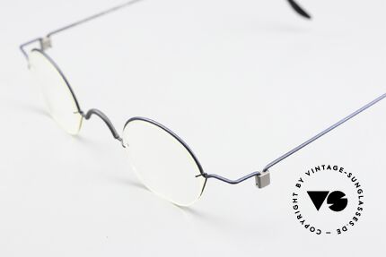 Markus T D17 Deutsche Designerbrille 90er, eleganter Rahmen ohne Schrauben, Nieten od. Lötungen, Passend für Herren und Damen Markus T D17 Deutsche Designerbrille 90er, eleganter Rahmen ohne Schrauben, Nieten od. Lötungen, Passend für Herren und Damen