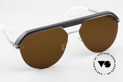 Mykita Leica ML02 State Of The Art Sonnenbrille, ungetragen, Pitch Black / Matte Silver Leica Solid, Passend für Herren