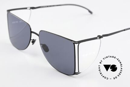 Mykita Helmut Lang HL002 Avantgardistische Sonnenbrille, schwarze Fassung mit transparenten Seitenscheiben, Passend für Herren und Damen
