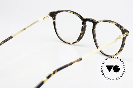 Mykita Nukka Trinidad / Glossy Gold Farbe, ungetragenes Modell mit original Mykita Verpackung, Passend für Herren und Damen