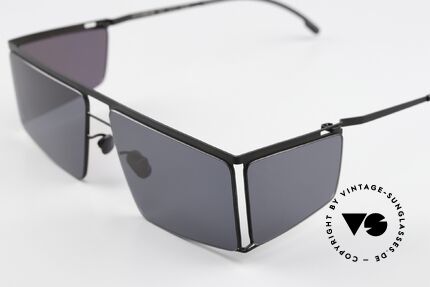 Mykita Helmut Lang HL001 Eckige Brille Mit Seitenscheiben, color 868: 'Black / Dark Grey Sides Darkgrey Solid', Passend für Herren und Damen Mykita Helmut Lang HL001 Eckige Brille Mit Seitenscheiben, color 868: 'Black / Dark Grey Sides Darkgrey Solid', Passend für Herren und Damen