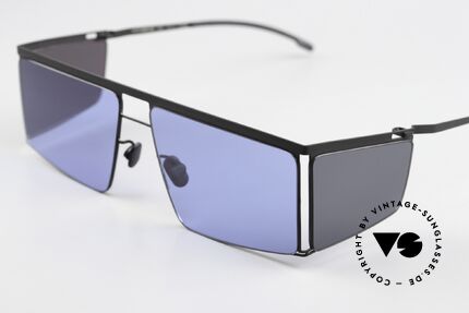 Mykita Helmut Lang HL001 Black Sides Superblue Solid, color 868: 'Black / Dark Grey Sides Superblue Solid', Passend für Herren und Damen Mykita Helmut Lang HL001 Black Sides Superblue Solid, color 868: 'Black / Dark Grey Sides Superblue Solid', Passend für Herren und Damen