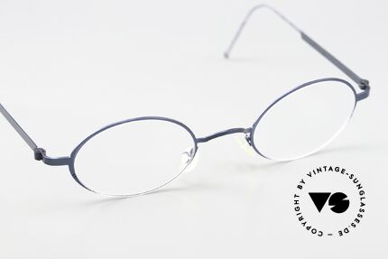 Lindberg 5000 Strip Titan 90er Rahmen Blau Metallic, extrem stabile Brille, flexibel & elastisch, und nur 9,9g, Passend für Herren und Damen Lindberg 5000 Strip Titan 90er Rahmen Blau Metallic, extrem stabile Brille, flexibel & elastisch, und nur 9,9g, Passend für Herren und Damen