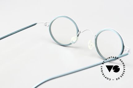 Lindberg Corona 40 Air Titan Rim Veredelte 90er Jahre Titanbrille, ungetragenes Original (Schriftzüge sind unter dem Azetat), Passend für Herren und Damen Lindberg Corona 40 Air Titan Rim Veredelte 90er Jahre Titanbrille, ungetragenes Original (Schriftzüge sind unter dem Azetat), Passend für Herren und Damen