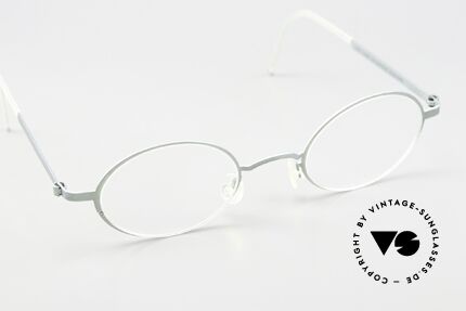 Lindberg 5000 Strip Titan Interessante Farbe in Blass Grün, extrem stabile Brille, flexibel & elastisch, und nur 9,9g, Passend für Herren und Damen Lindberg 5000 Strip Titan Interessante Farbe in Blass Grün, extrem stabile Brille, flexibel & elastisch, und nur 9,9g, Passend für Herren und Damen