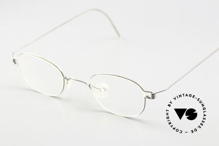 Lindberg Indus Air Titan Rim Kleine Brille Titanium Klassiker, damals vom Optiker mit +0,25 verglast als DEMO-Scheibe, Passend für Herren und Damen Lindberg Indus Air Titan Rim Kleine Brille Titanium Klassiker, damals vom Optiker mit +0,25 verglast als DEMO-Scheibe, Passend für Herren und Damen