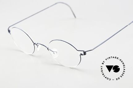 Lindberg Corona 42 Air Titan Rim Runde Brille In Dunkelblau Matt, extrem stabile Fassung, flexibel & elastisch, und nur 3g, Passend für Herren und Damen Lindberg Corona 42 Air Titan Rim Runde Brille In Dunkelblau Matt, extrem stabile Fassung, flexibel & elastisch, und nur 3g, Passend für Herren und Damen