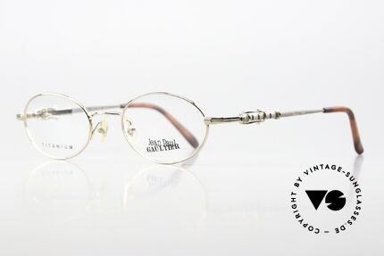 Jean Paul Gaultier 55-0039 Ovale Titanium Brille 1996, typisch Gaultier: Alltagsgegenstände als Design-Details, Passend für Herren und Damen Jean Paul Gaultier 55-0039 Ovale Titanium Brille 1996, typisch Gaultier: Alltagsgegenstände als Design-Details, Passend für Herren und Damen