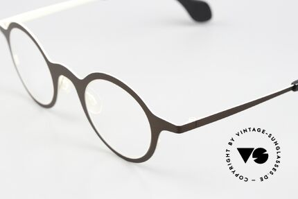 Theo Belgium Mille 24 Fassung in Braun und Beige, ungetragen; wie alle unsere vintage Theo Brillen, Passend für Herren und Damen Theo Belgium Mille 24 Fassung in Braun und Beige, ungetragen; wie alle unsere vintage Theo Brillen, Passend für Herren und Damen